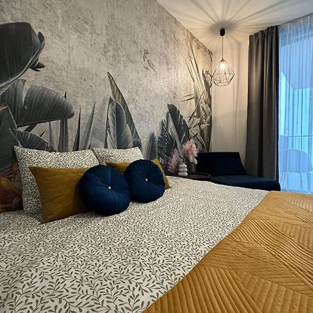 Wow! Paradise Aparthotel Krasków Eksteriør bilde