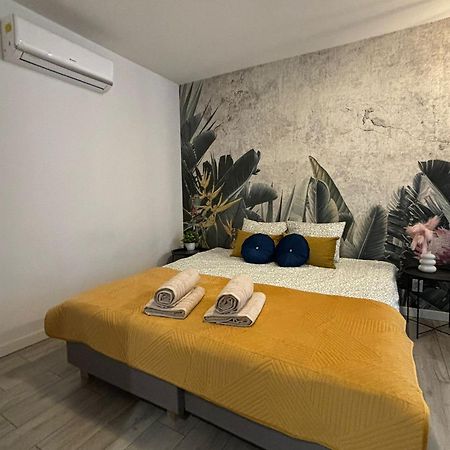 Wow! Paradise Aparthotel Krasków Eksteriør bilde