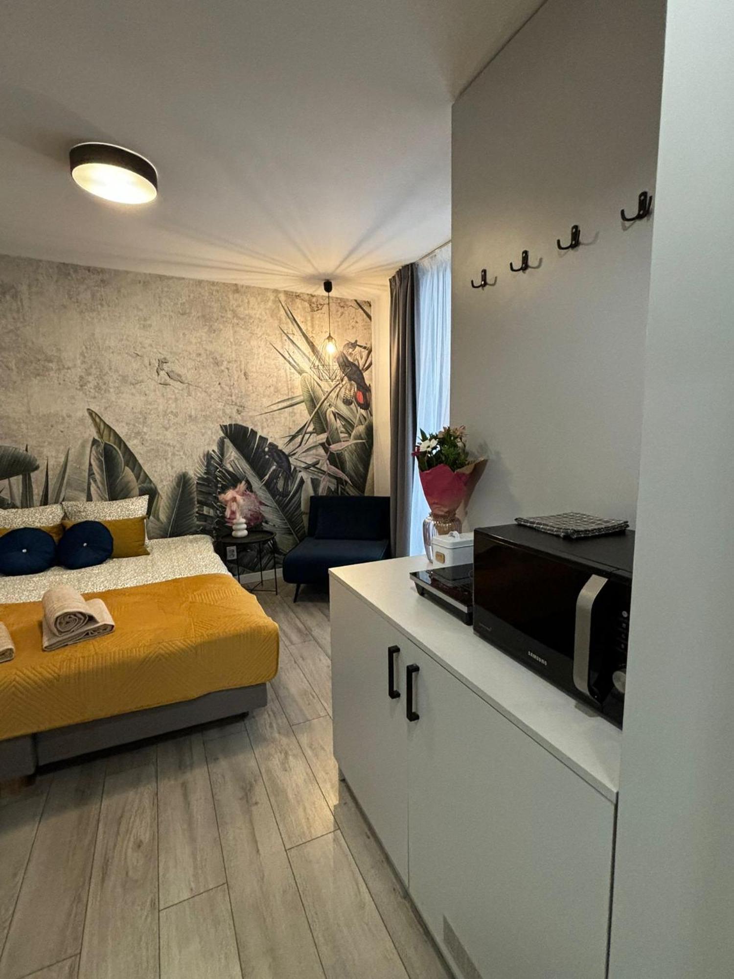Wow! Paradise Aparthotel Krasków Eksteriør bilde